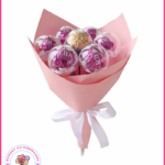 Buchet mic cu bomboane Heidi și Ferrero, realizat manual, ideal pentru cadou