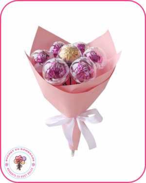 Buchet mic cu bomboane Heidi și Ferrero, realizat manual, ideal pentru cadou